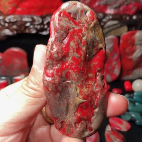 昌化鸡血石昌化鸡血石原石