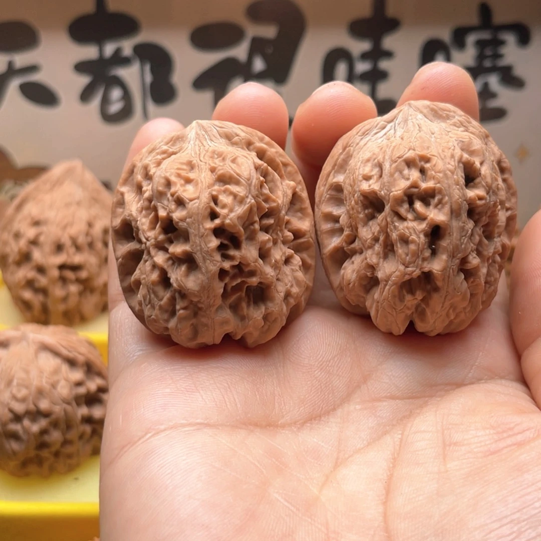 無***浪吊坠桃核39西北将军