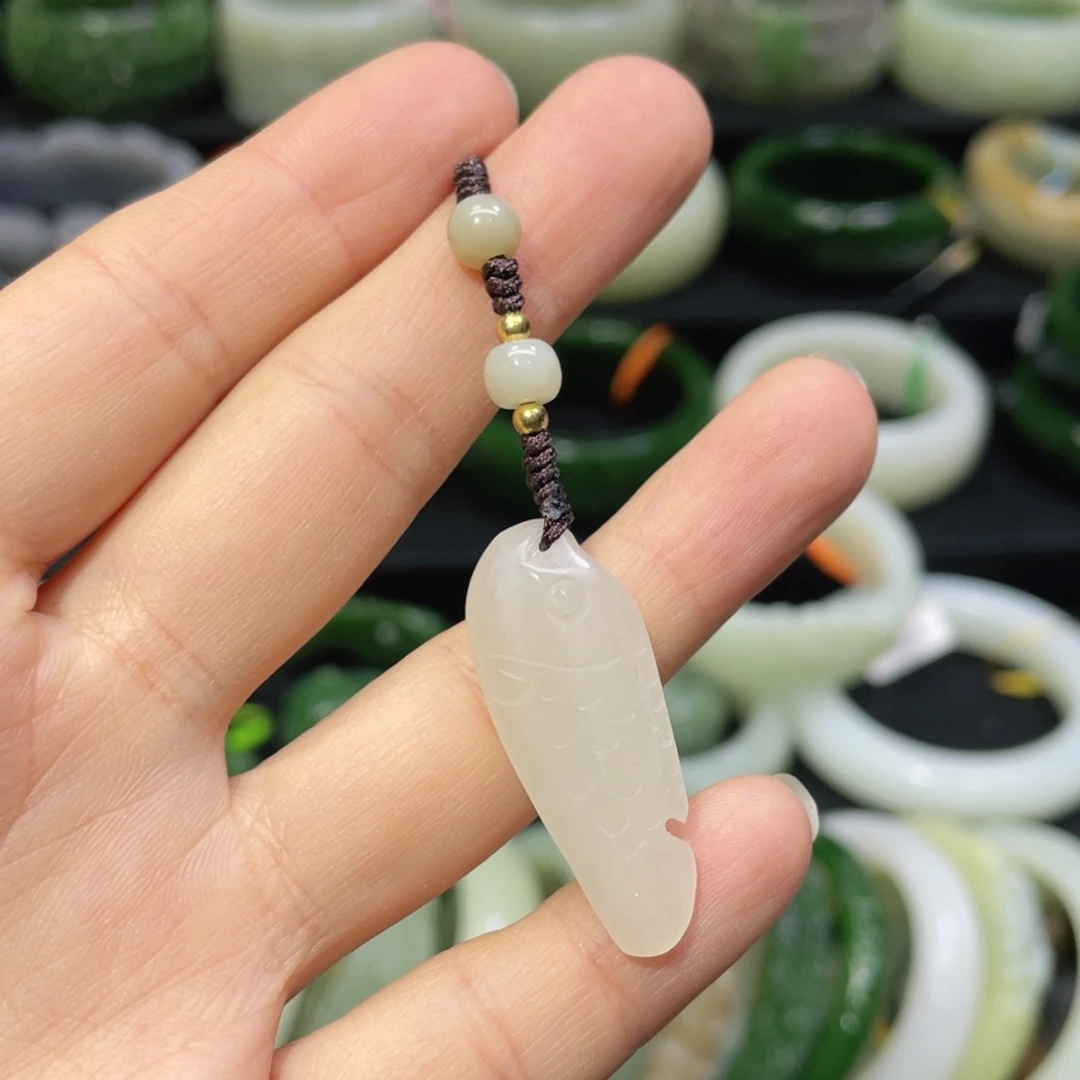 吊坠(不含链)未镶嵌和田玉手机链