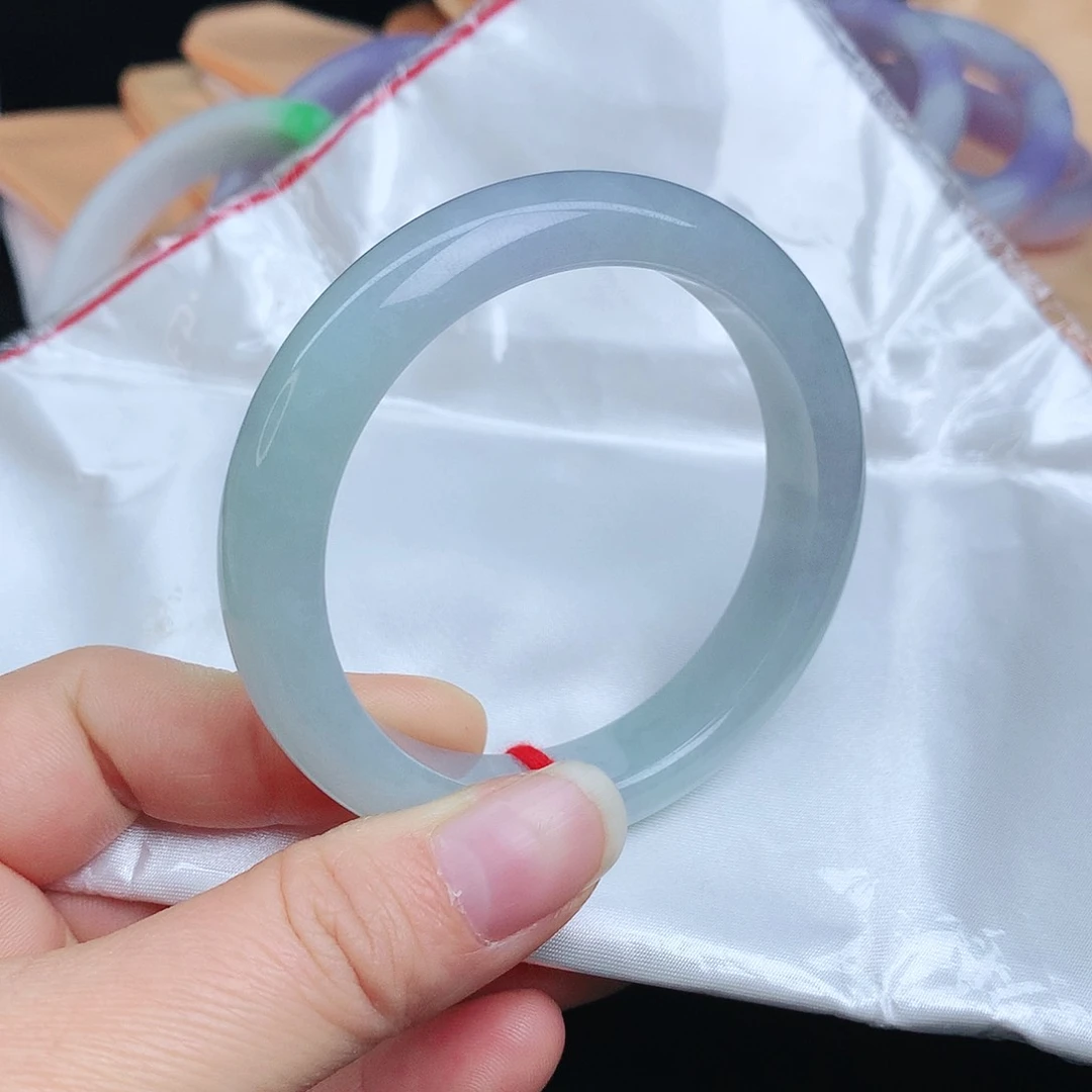 翡翠手镯未镶嵌034ccvvb