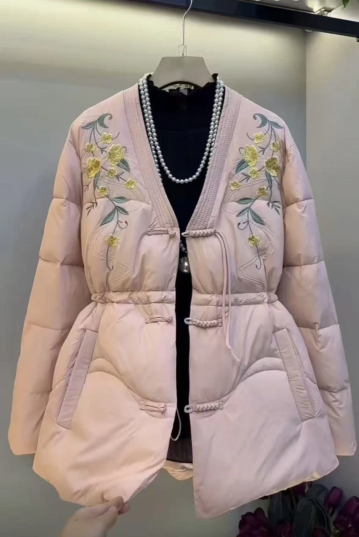大码2025秋冬洋气加厚新中式盘扣欧货刺绣保暖百搭显瘦外套88391