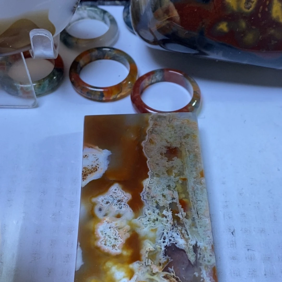 玛瑙/玉髓吊坠(赠链)未镶嵌招*