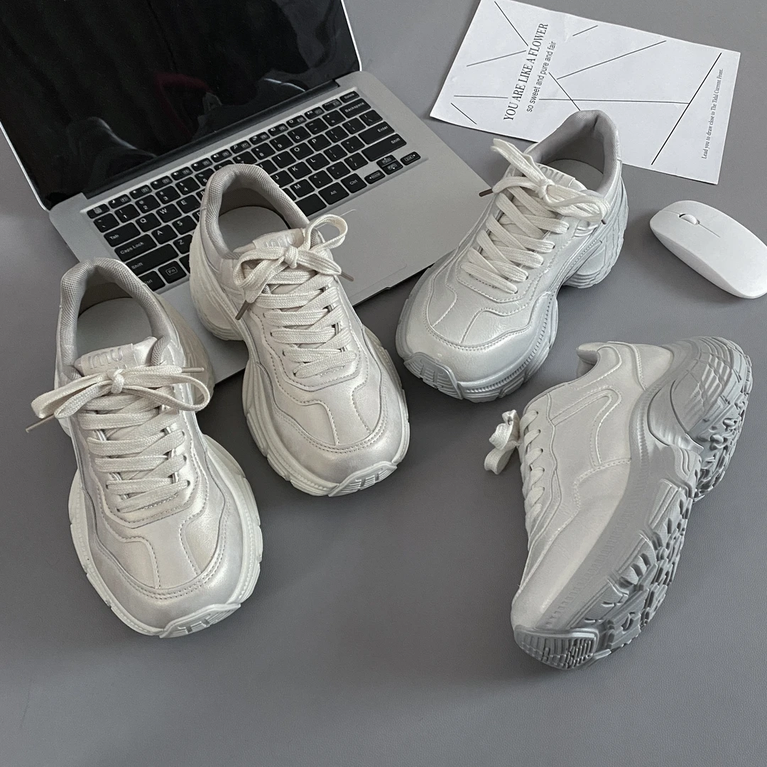 贾不假银色老爹鞋女款2025春季新款轻便厚底鞋子小个子透气休闲鞋