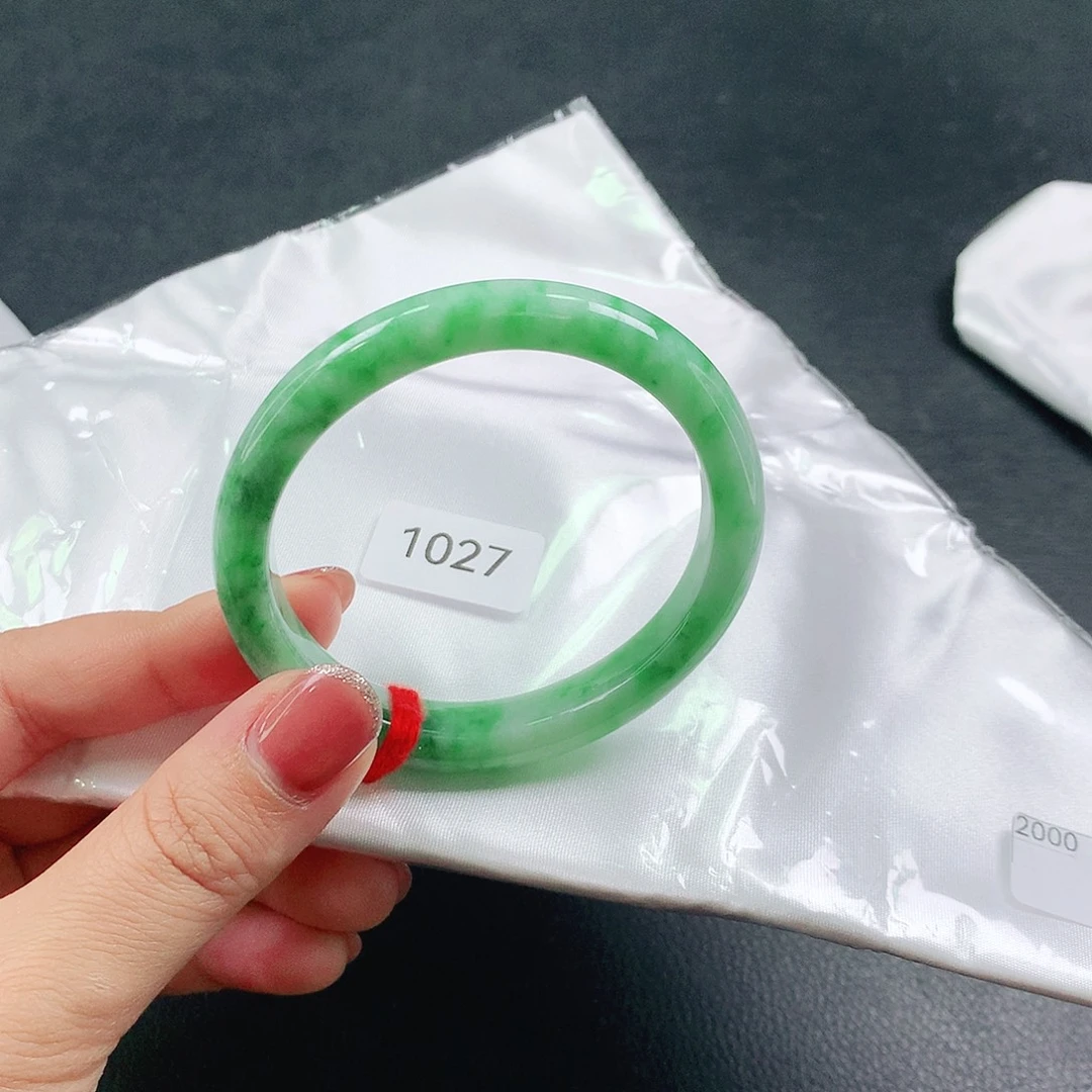 翡翠未镶嵌手镯（贵妃镯）03