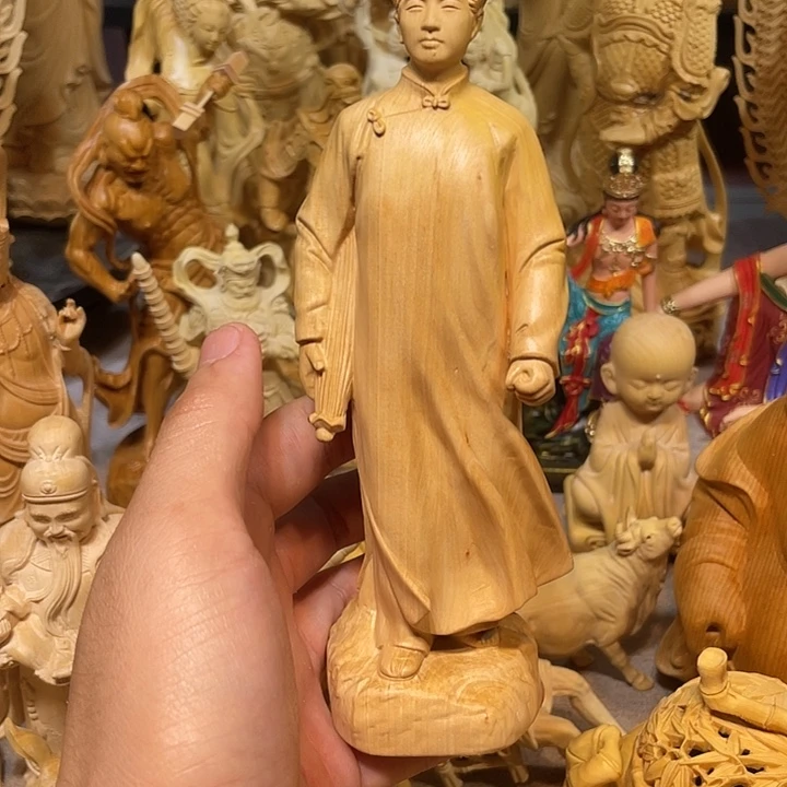 黄杨木伟人去安源