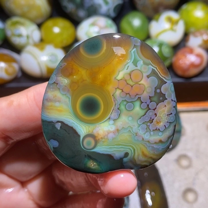 未镶嵌玛瑙/玉髓珠宝半成品63