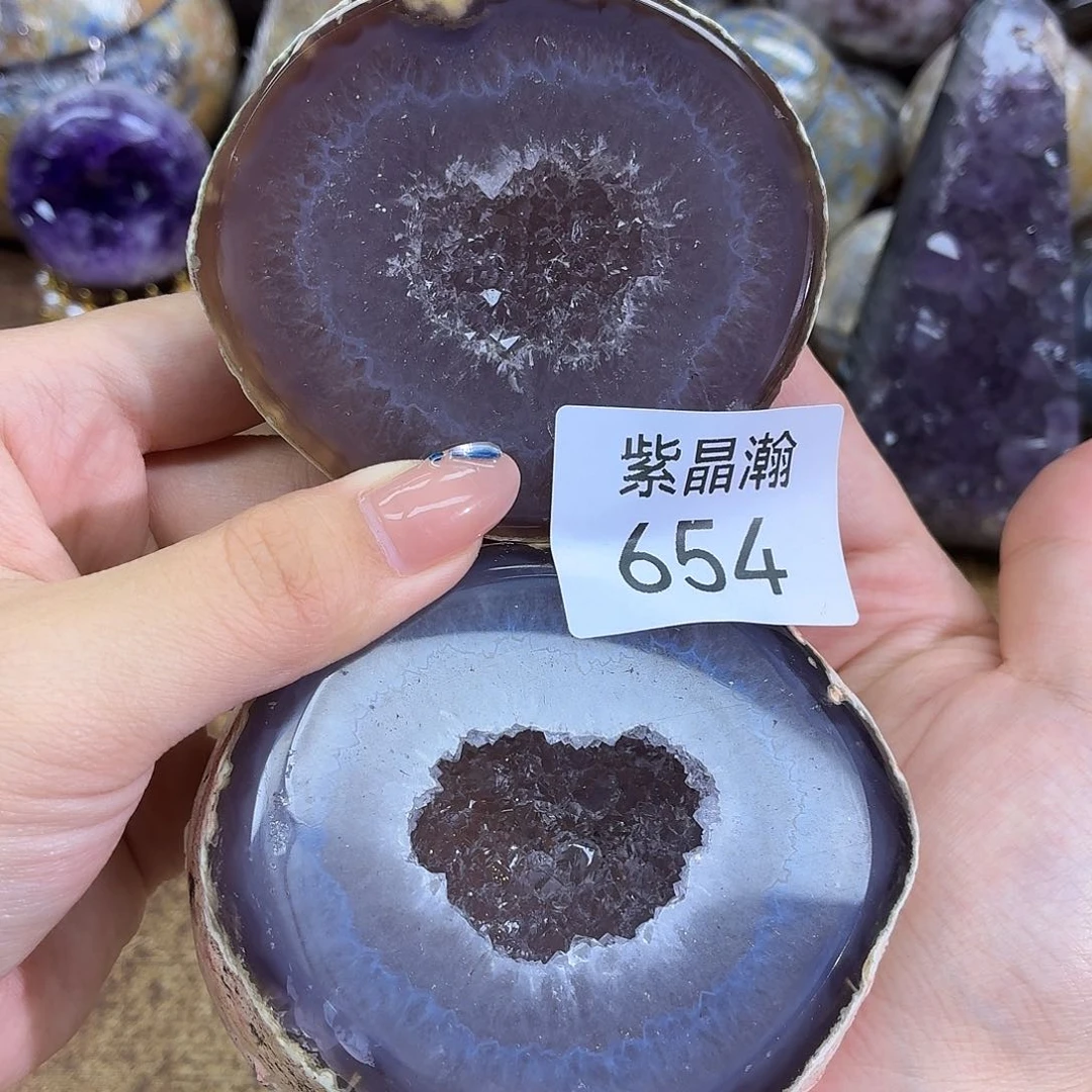 未镶嵌水晶大型摆件（非配饰）