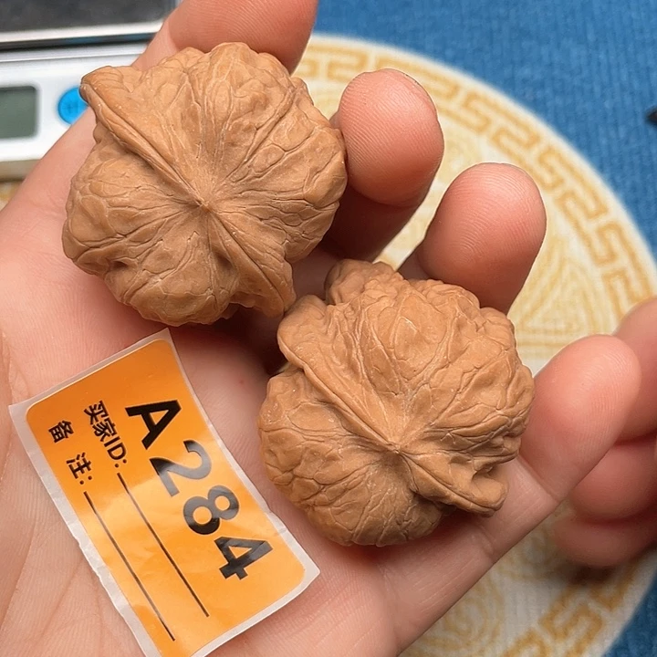 文玩核桃把件核桃