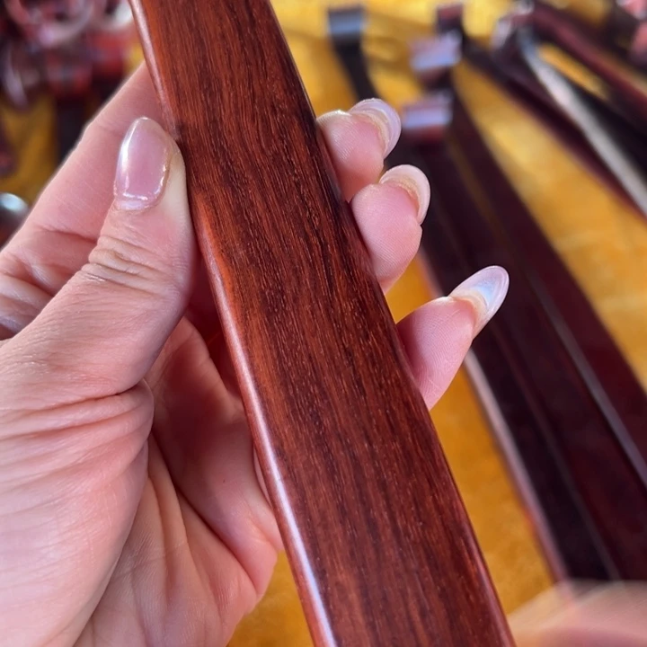 中国红木城逛大集文玩小件