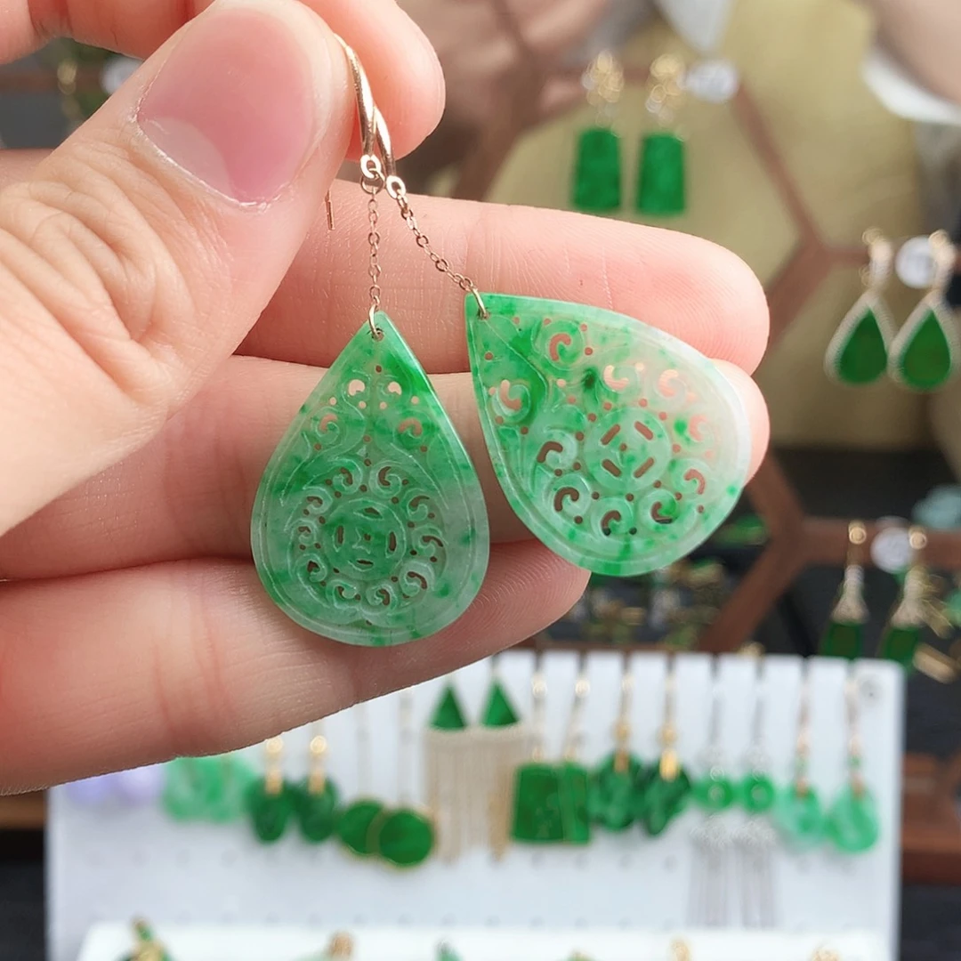 翡翠耳饰18K金镶嵌耳饰