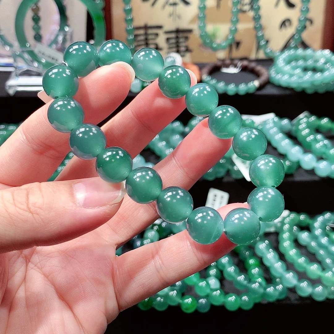 U***d翡翠未镶嵌手链卡11.8