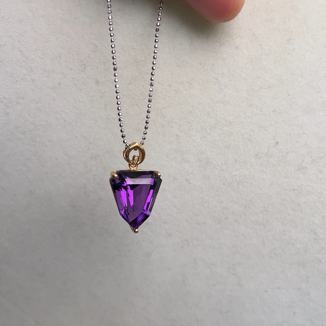 18K金镶嵌紫晶颈饰