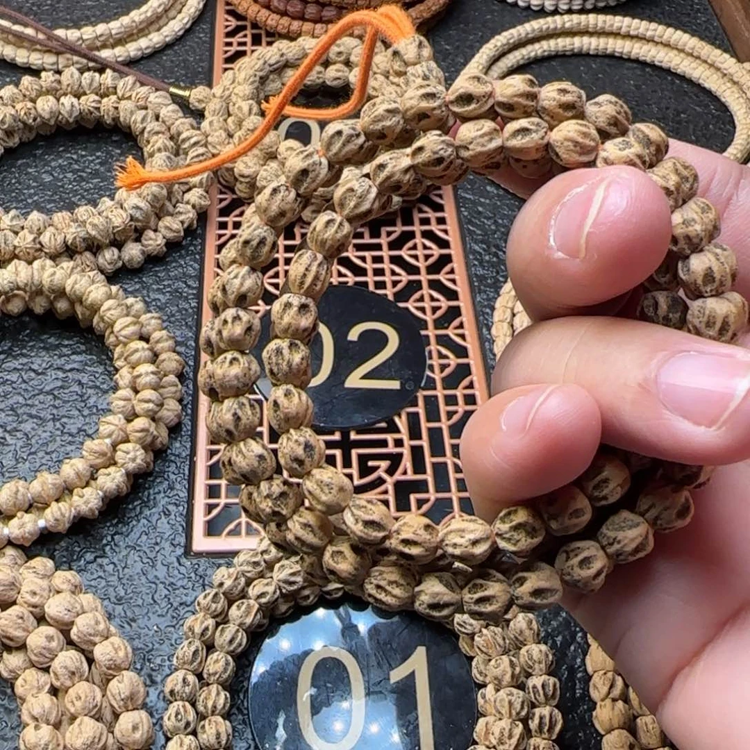 柏香籽/百香籽吊坠钱*