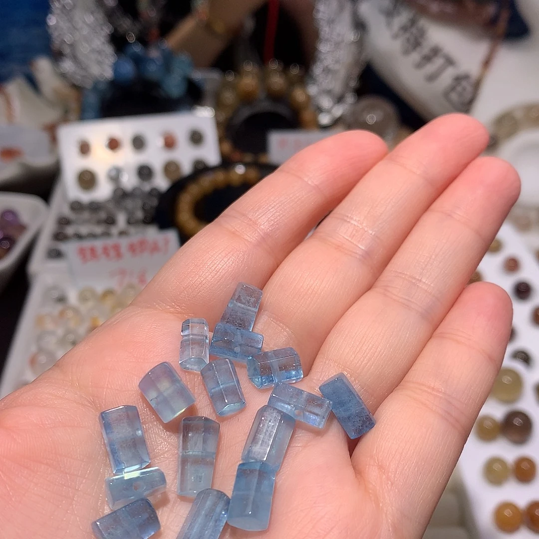 水晶颈饰未镶嵌多样化发1个0