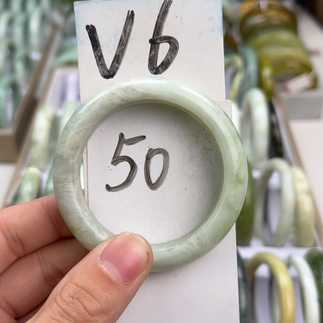 岫玉手镯未镶嵌天然岫玉微瑕