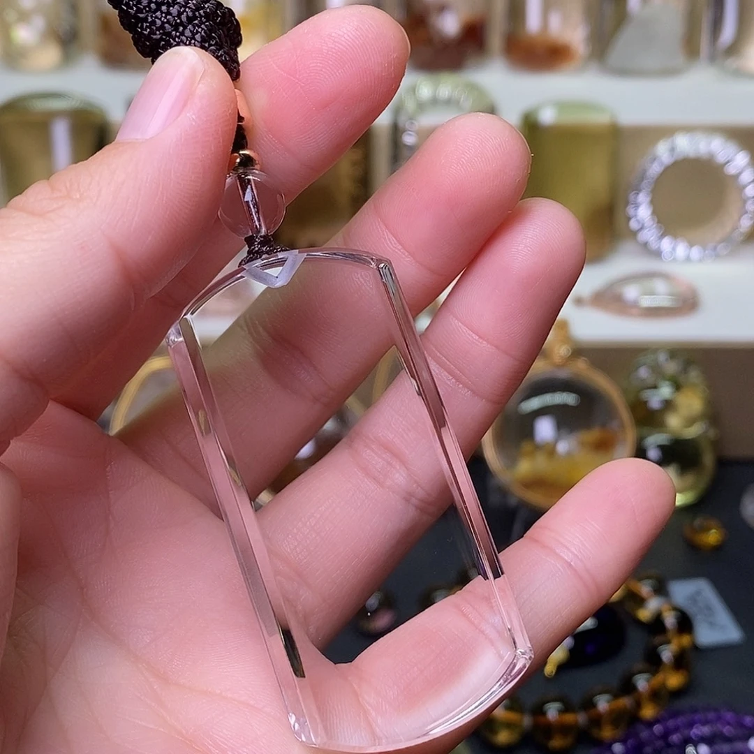 水晶吊坠(赠链)未镶嵌