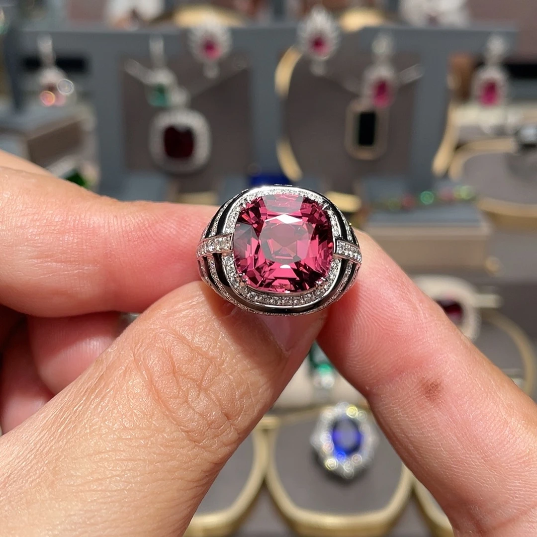 18K金镶嵌戒指碧玺9.06ct