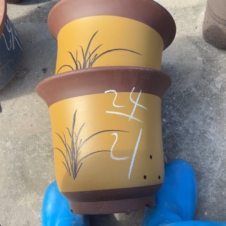 紫砂花盆紫砂的花