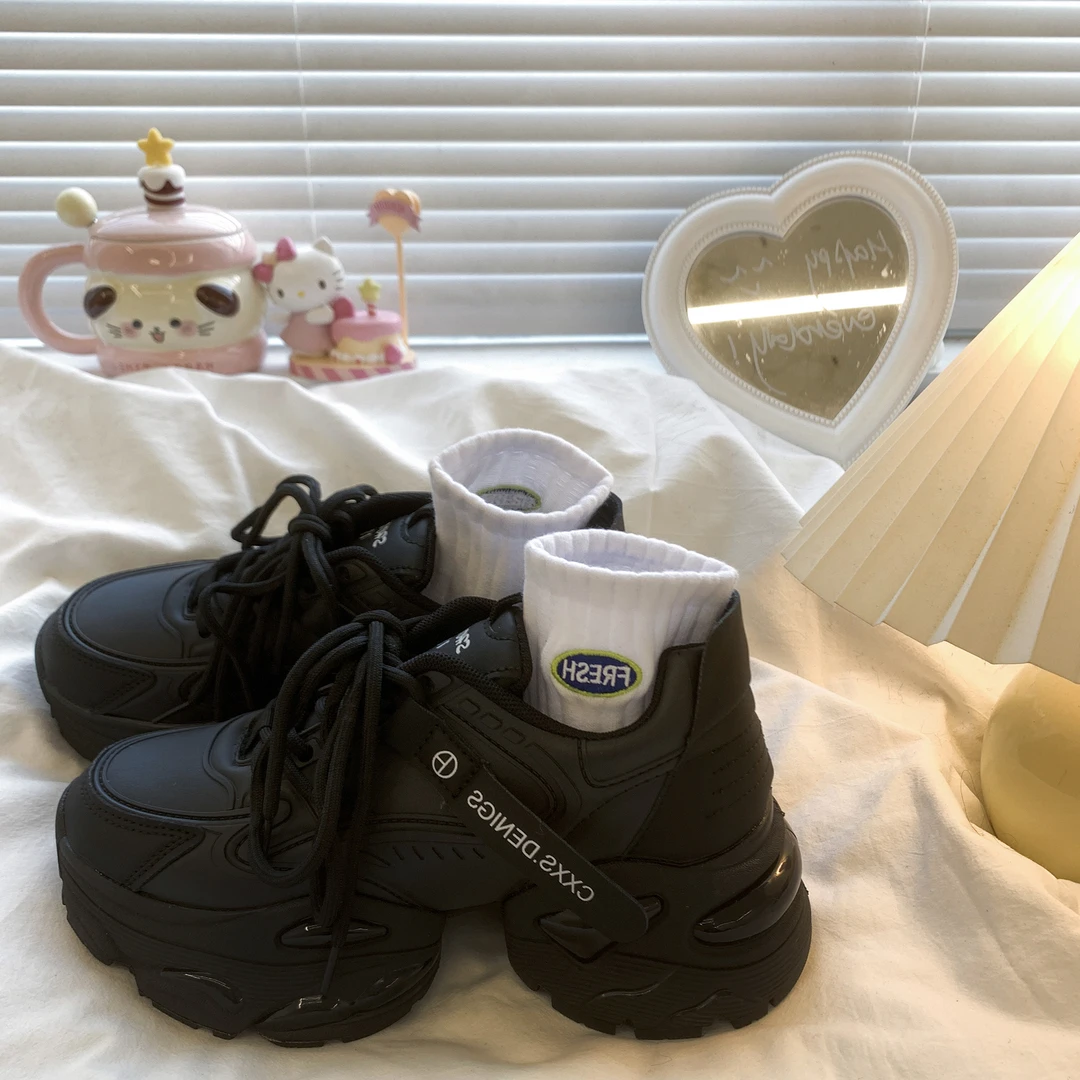 黑色厚底老爹鞋女款2025年春秋季新款复古小个子内增高休闲运动鞋