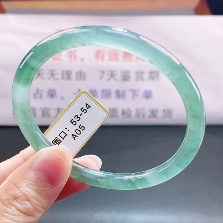 翡翠未镶嵌手镯翡翠手镯128