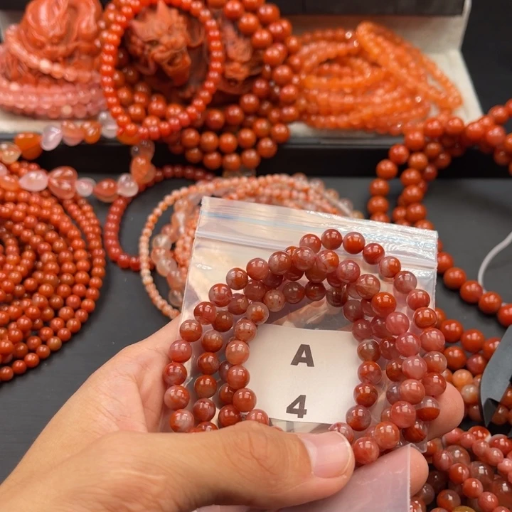 南红玛瑙未镶嵌多样性发货默认微瑕称重7mm