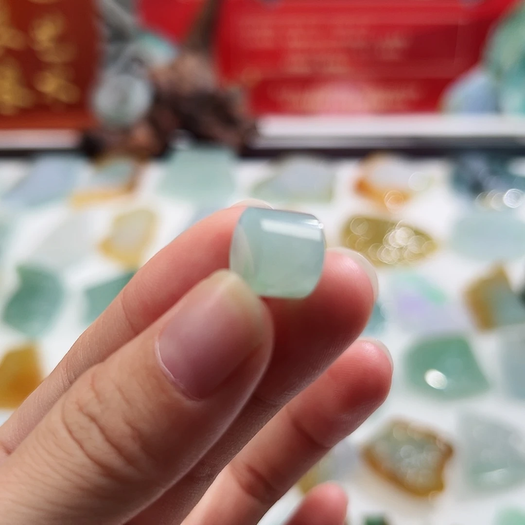 未镶嵌定制翡翠翡翠