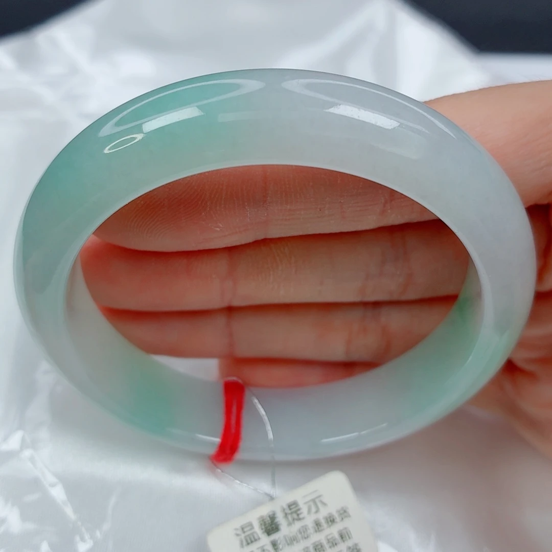 翡翠未镶嵌手镯56正圈，冰胶淡色，性价比高，039