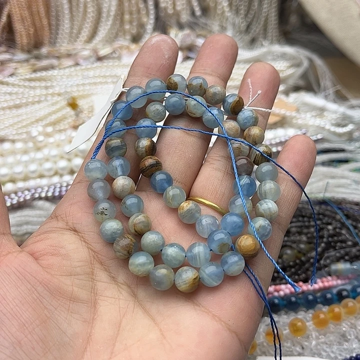 玛瑙/玉髓未镶嵌珠宝半成品一条8mm左右方解石