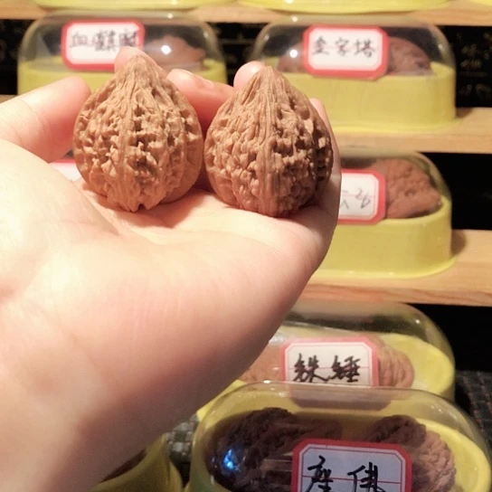 文玩核桃秦岭糖三角