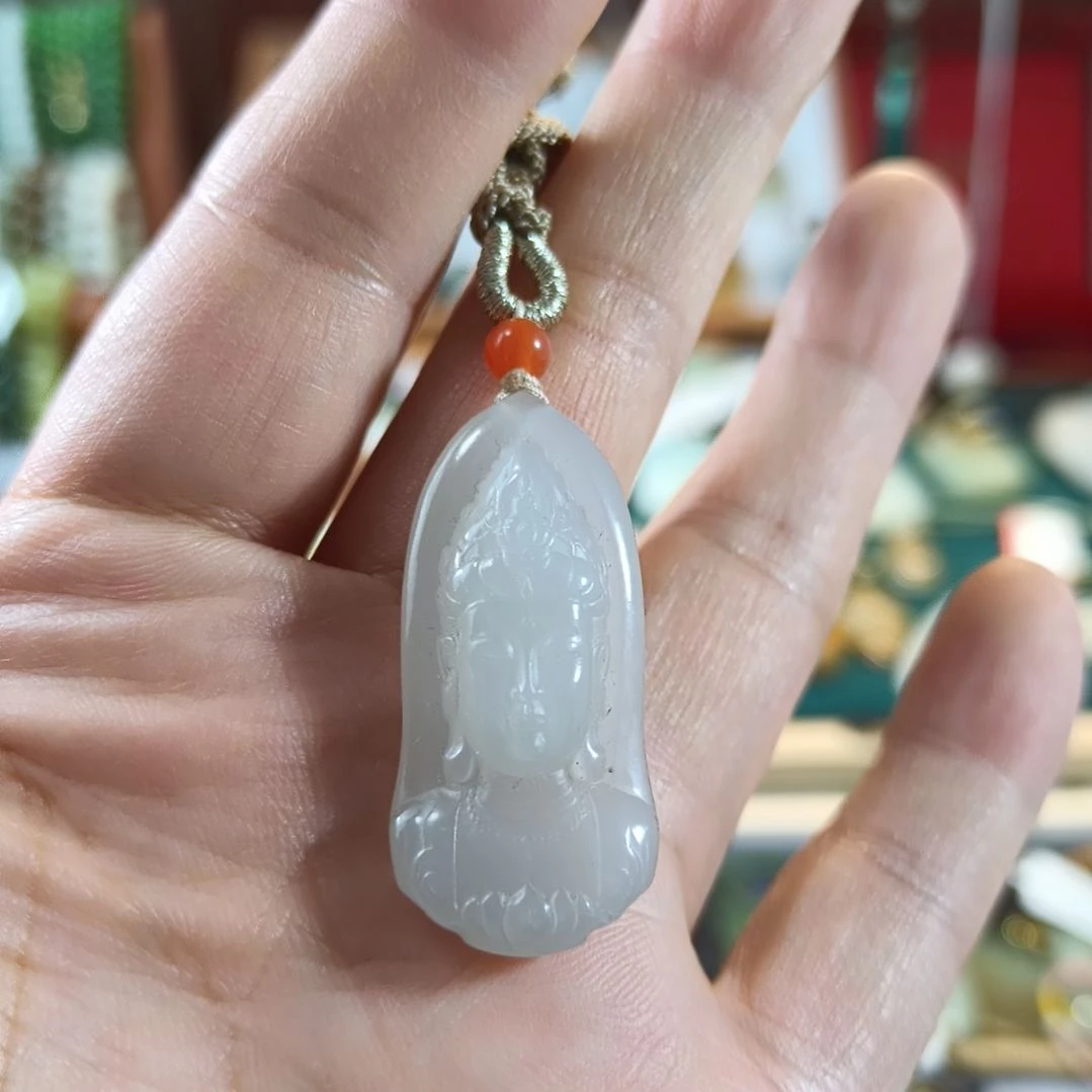 和田玉未镶嵌颈饰