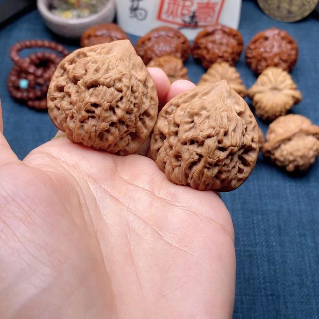 桃核吊坠朱雀官帽40