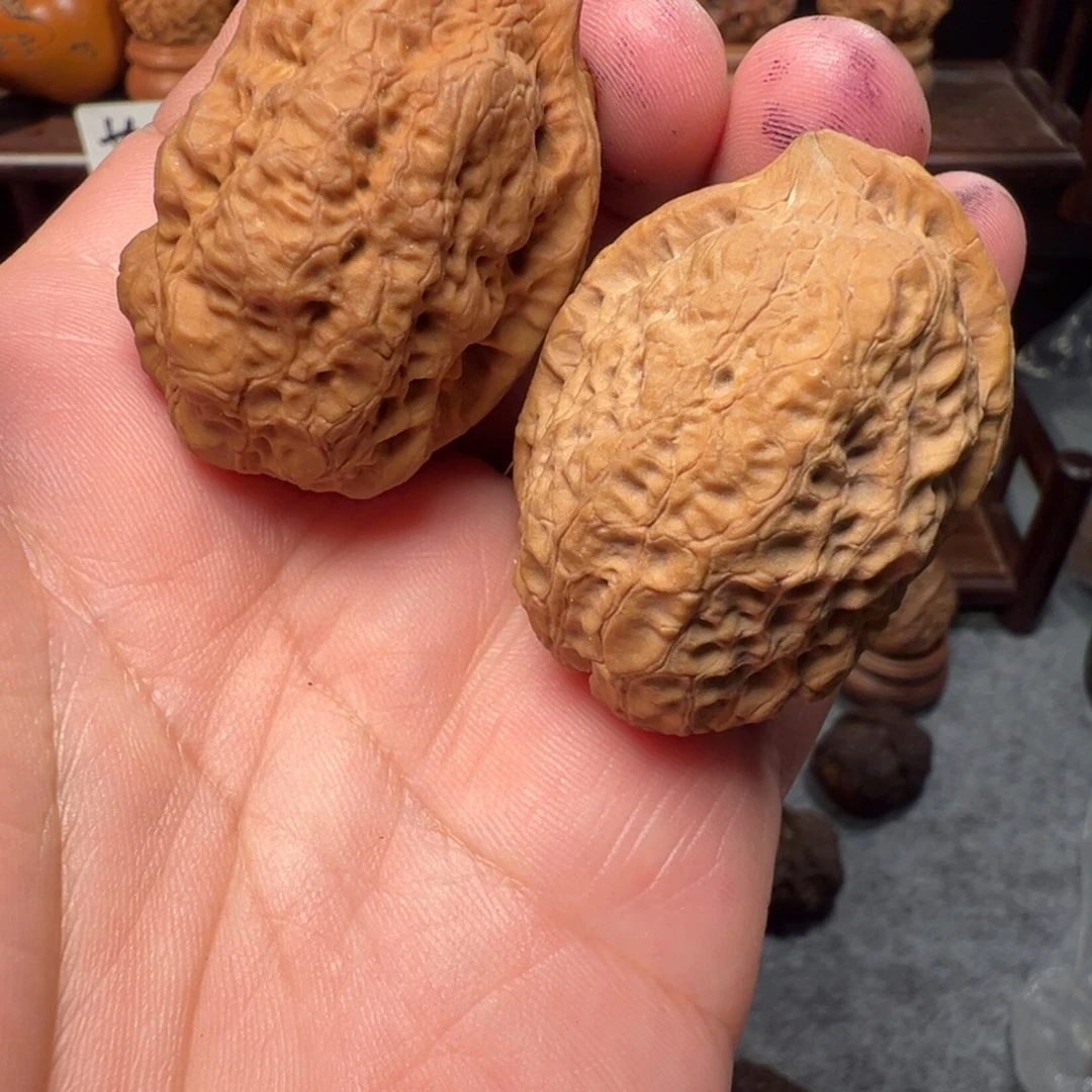 吊坠文玩核桃鹰嘴38mm