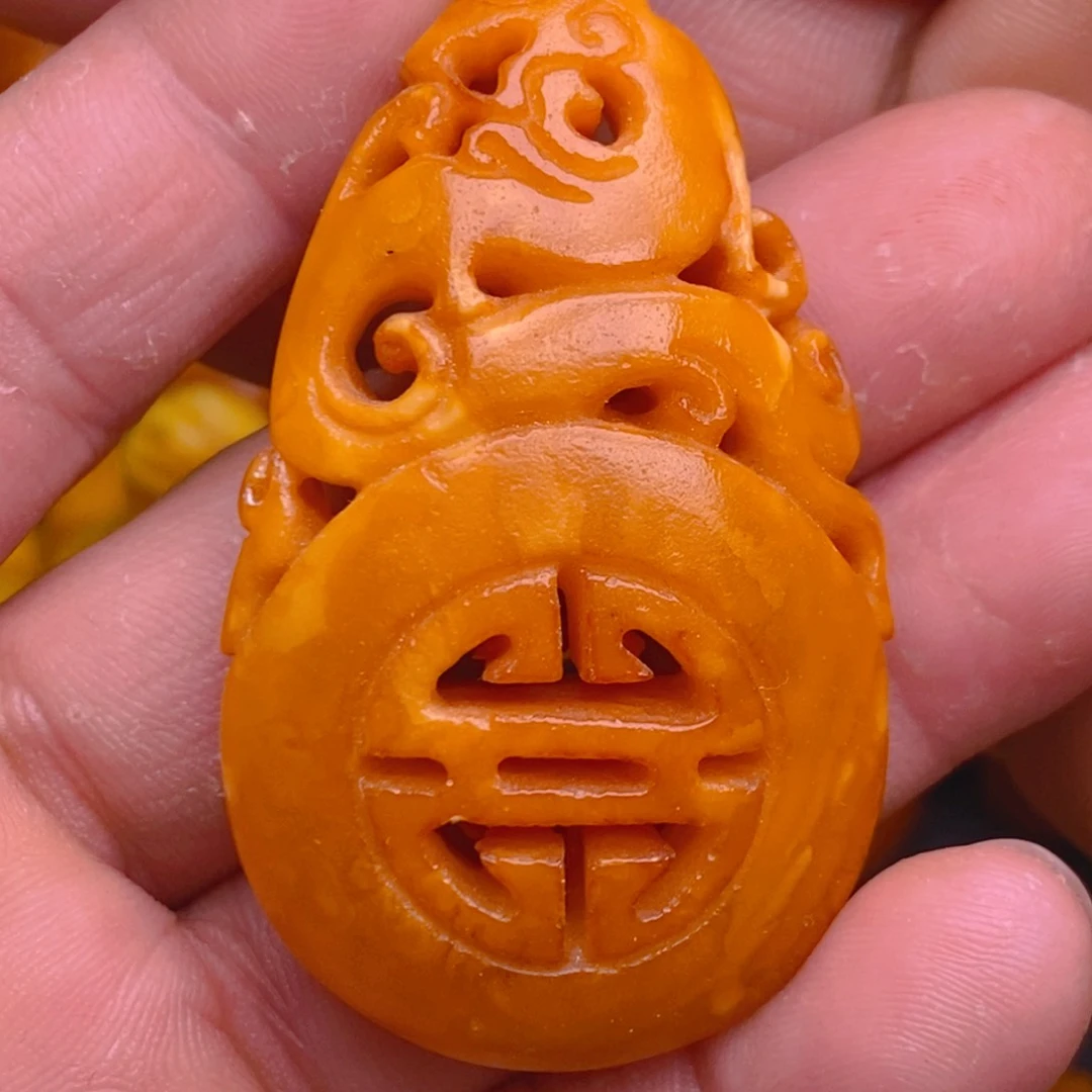 未镶嵌蜜蜡珠宝奇石