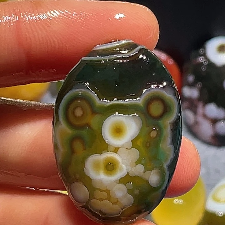 灵***晶玛瑙/玉髓未镶嵌珠宝奇石