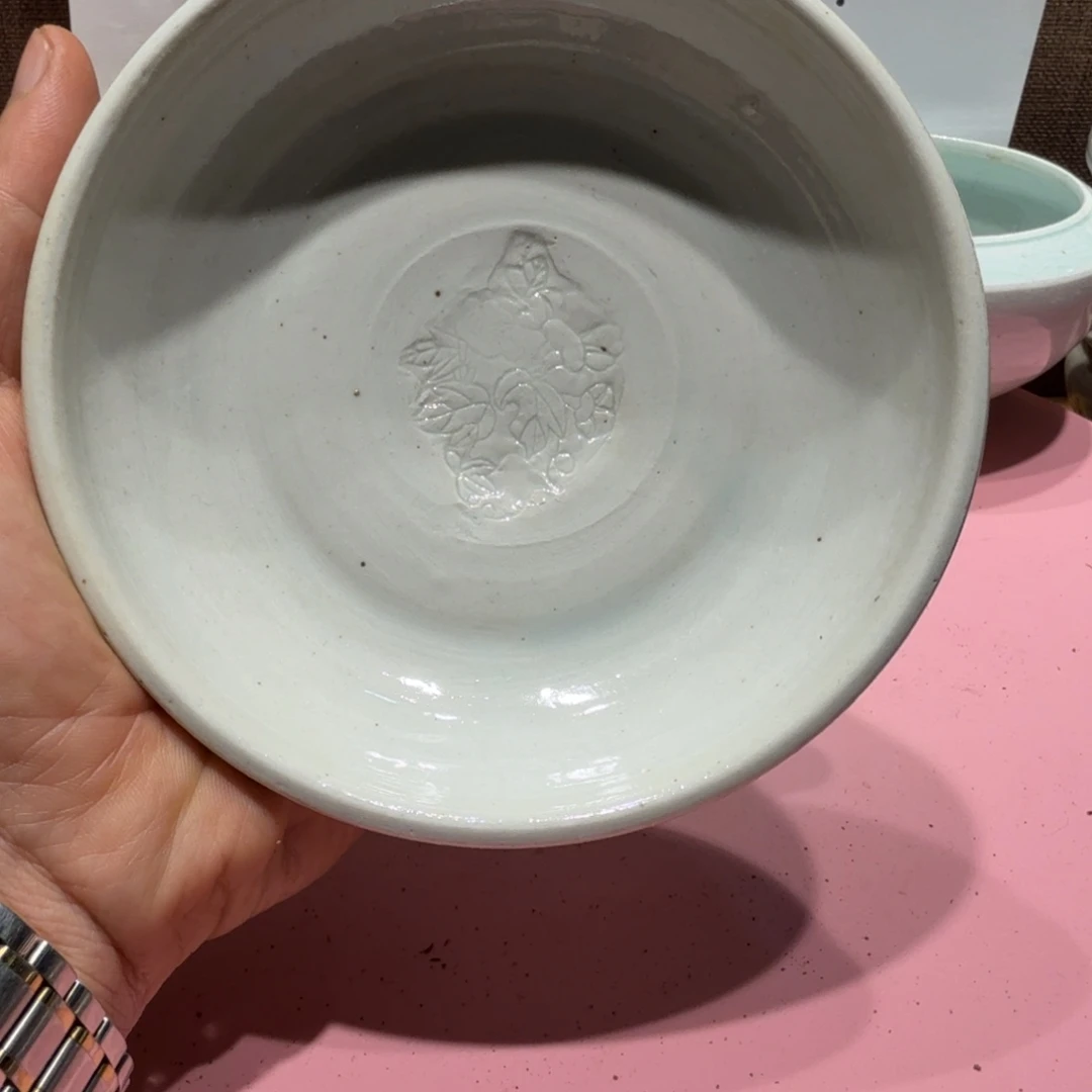 陶其他漂亮的小瓷瓶子