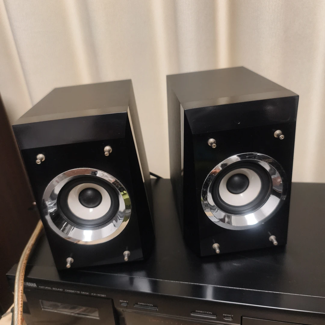 SX，小音箱一对，不包邮运费到付不支持退换