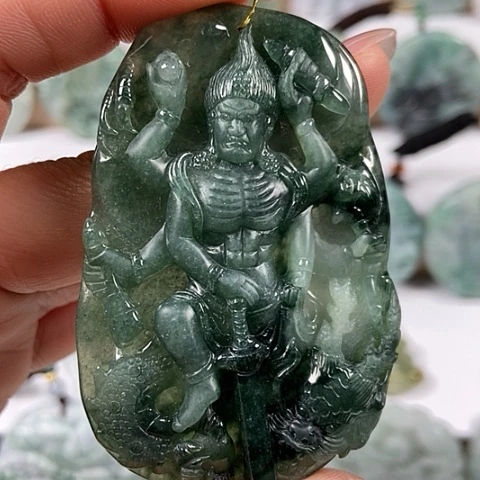 翡翠颈饰未镶嵌不动明王福利