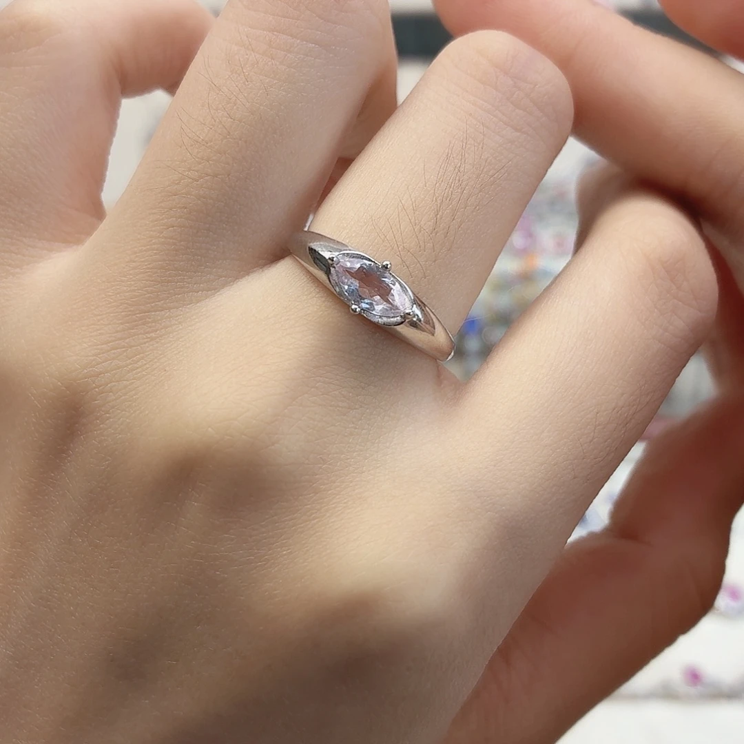 绿柱石（摩根石）银S925镶嵌戒指