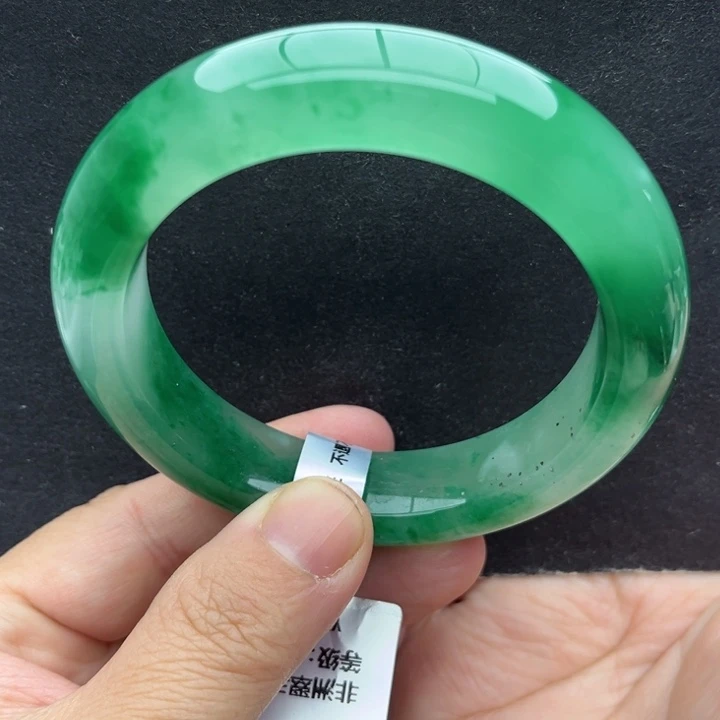 石英质玉未镶嵌手镯58/59