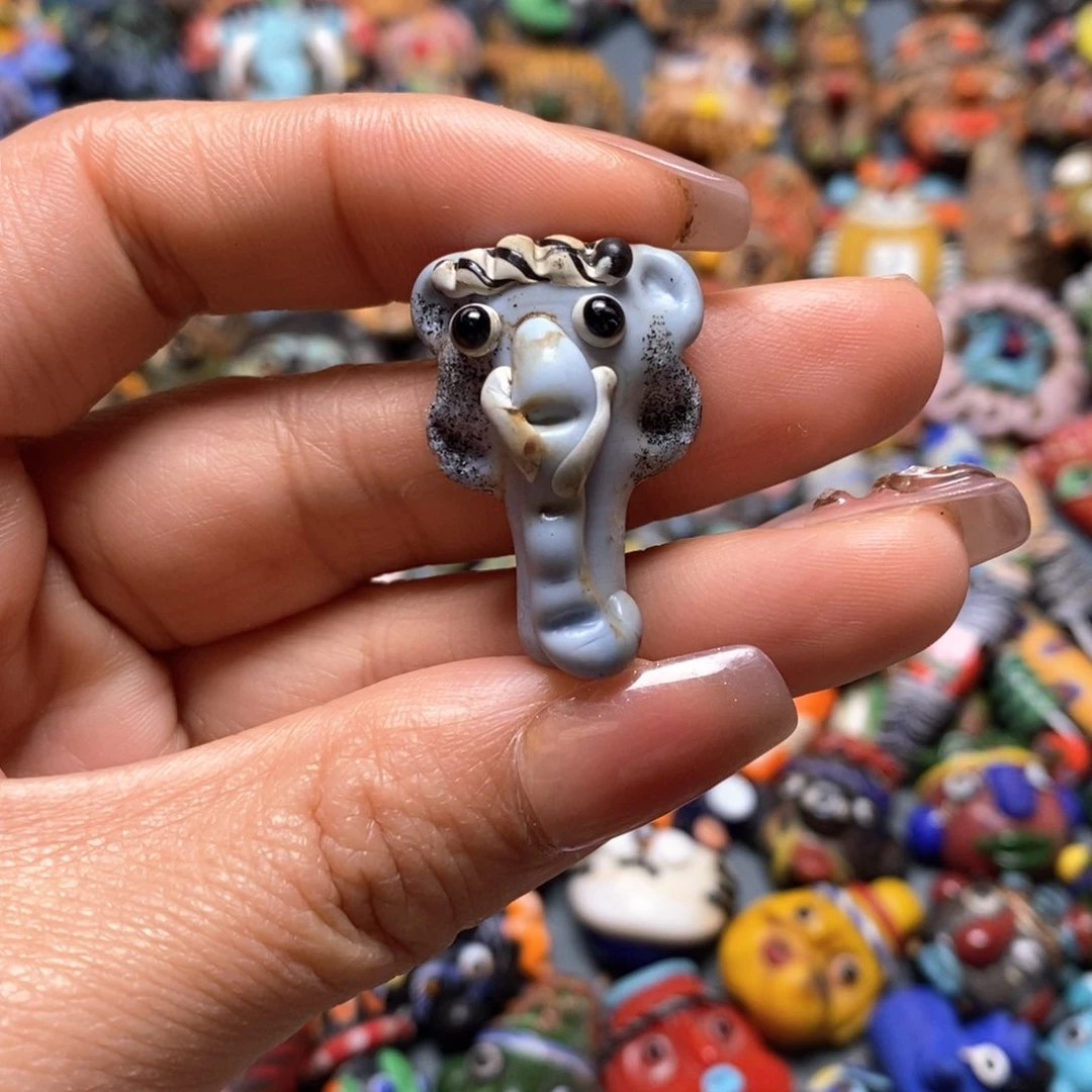 琉璃颈饰 印度尼西亚浅蓝小象