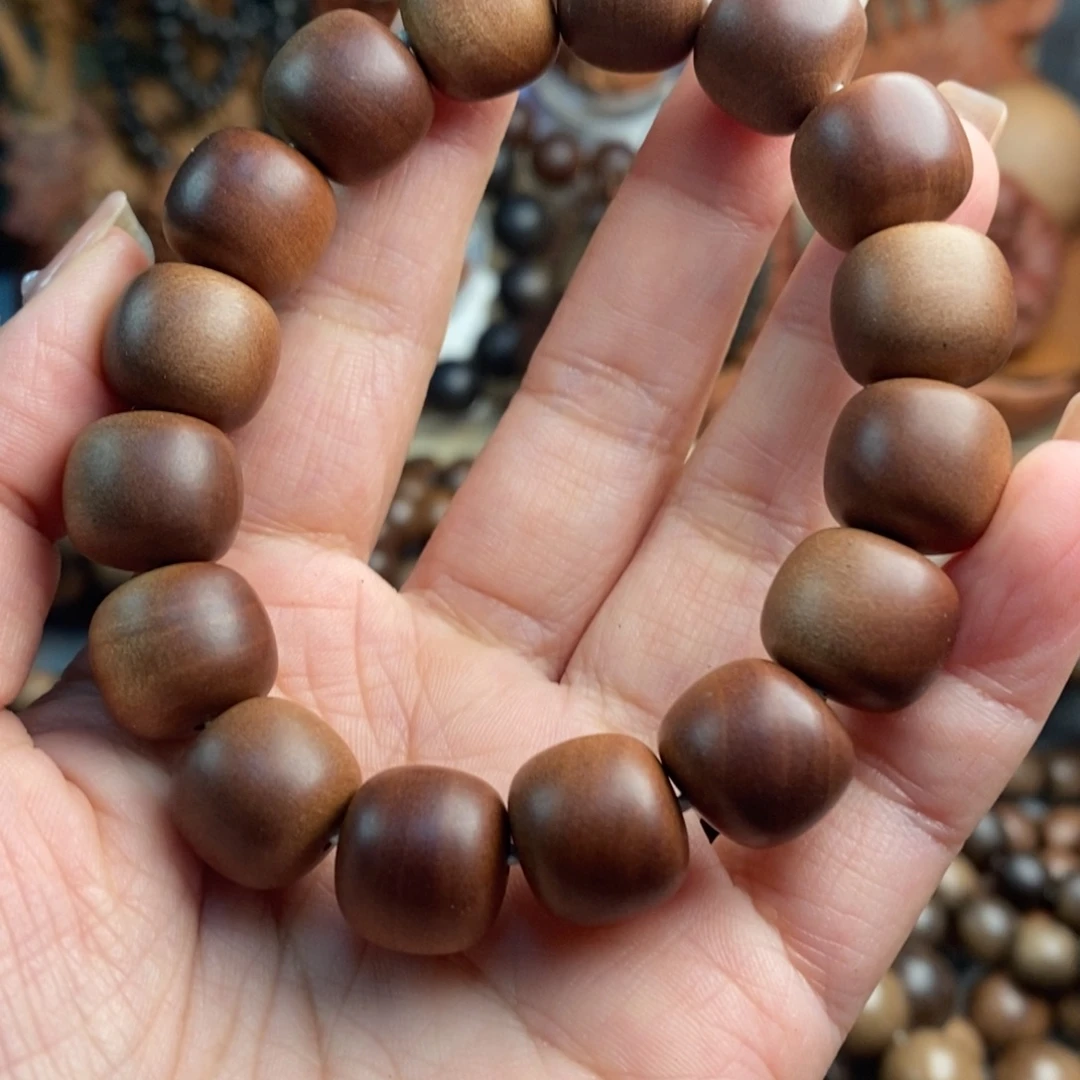 天***品手串/手链檀香木印度迈索尔老山檀大瑕疵奶香13/14