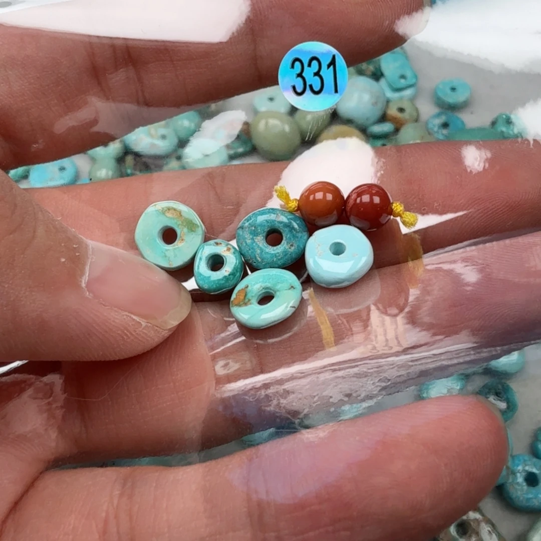 南红玛瑙未镶嵌珠宝奇石