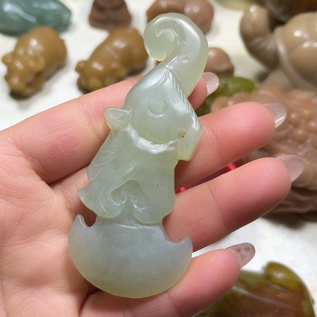 白玉菩提吊坠白玉菩提吊坠