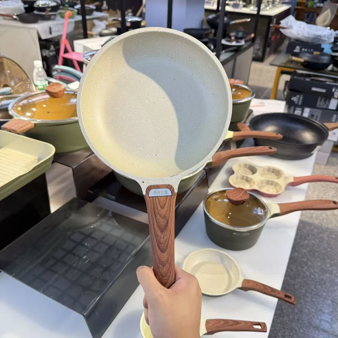 十里生活橄榄绿煎盘不粘锅20CM（7992）