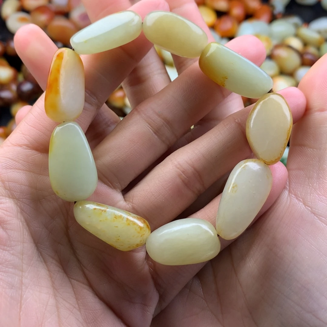 和田玉未镶嵌手链