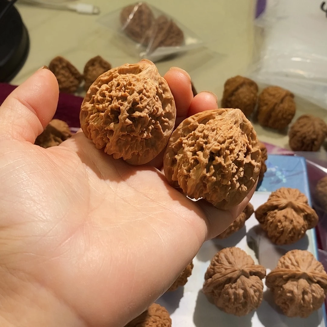 文玩核桃吊坠星星