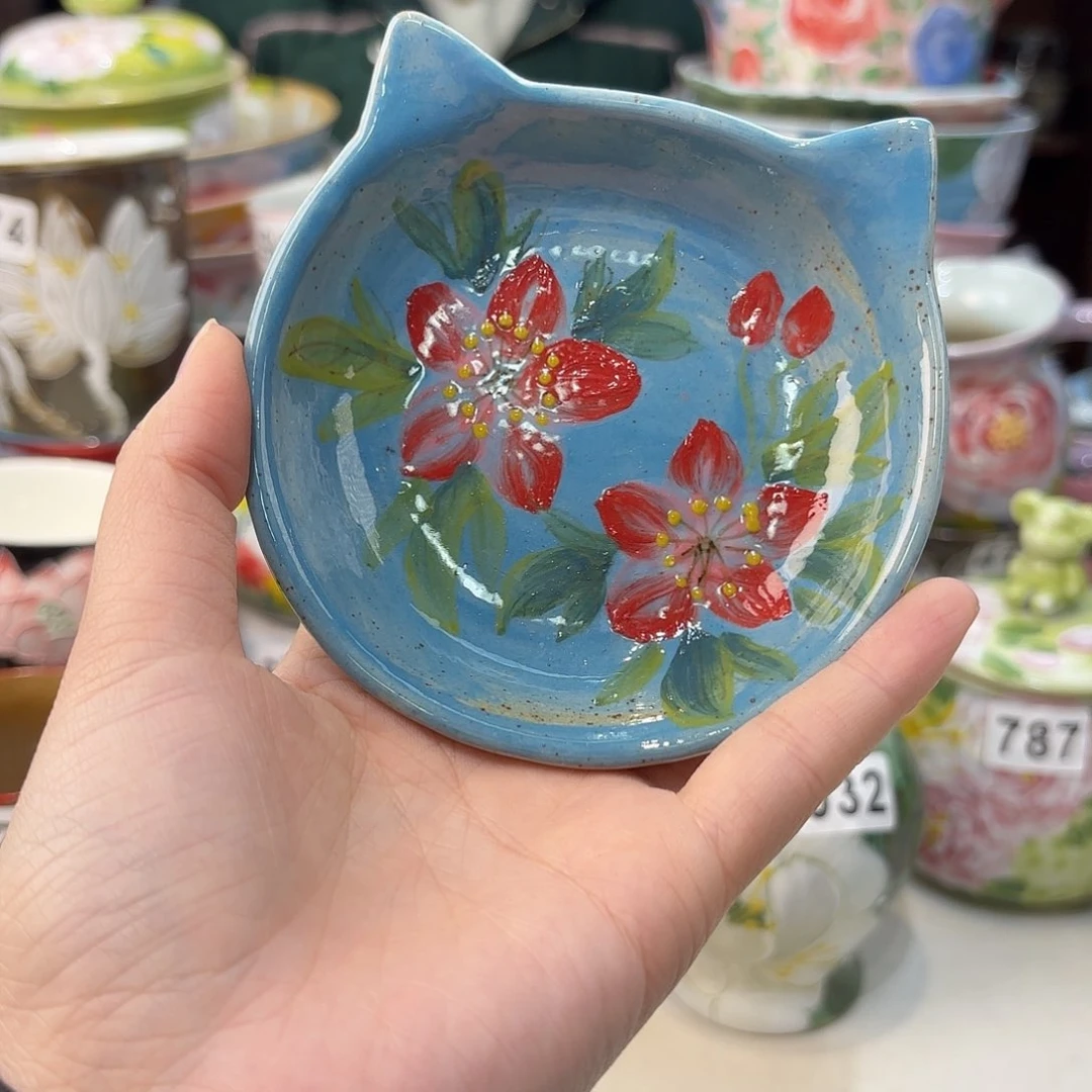 瓷片兔兔好可爱呀