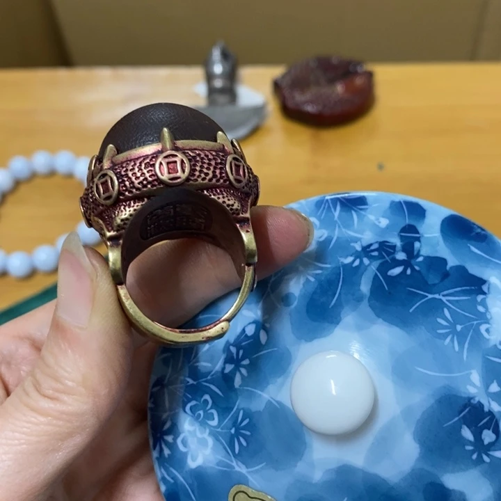 摆件中古工艺品一件