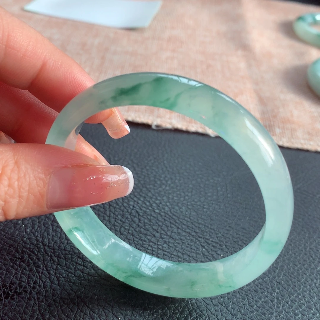 翡翠手镯未镶嵌11号