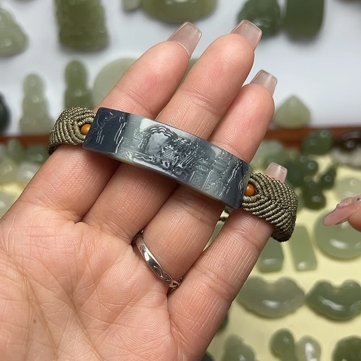 和田玉颈饰未镶嵌